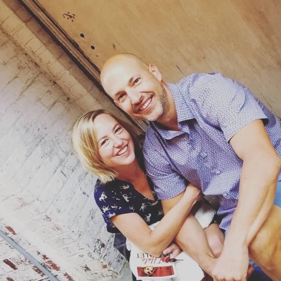 Meet your Posher, Lindsey - Picture 1 of 2